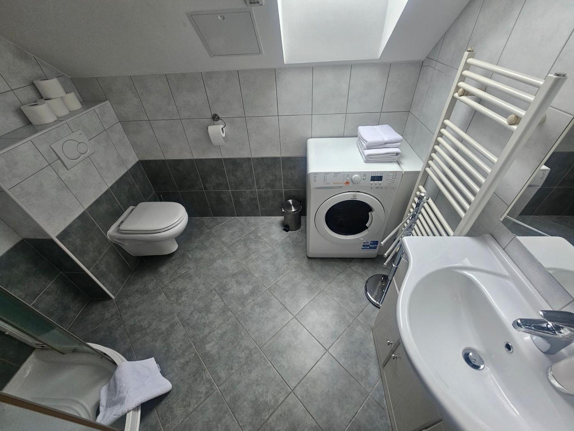 Apartmaji Mlinar ครานสกา โกรา ภายนอก รูปภาพ